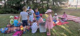 powitanie lata i piknik gr.3 i 5 (4).jpg